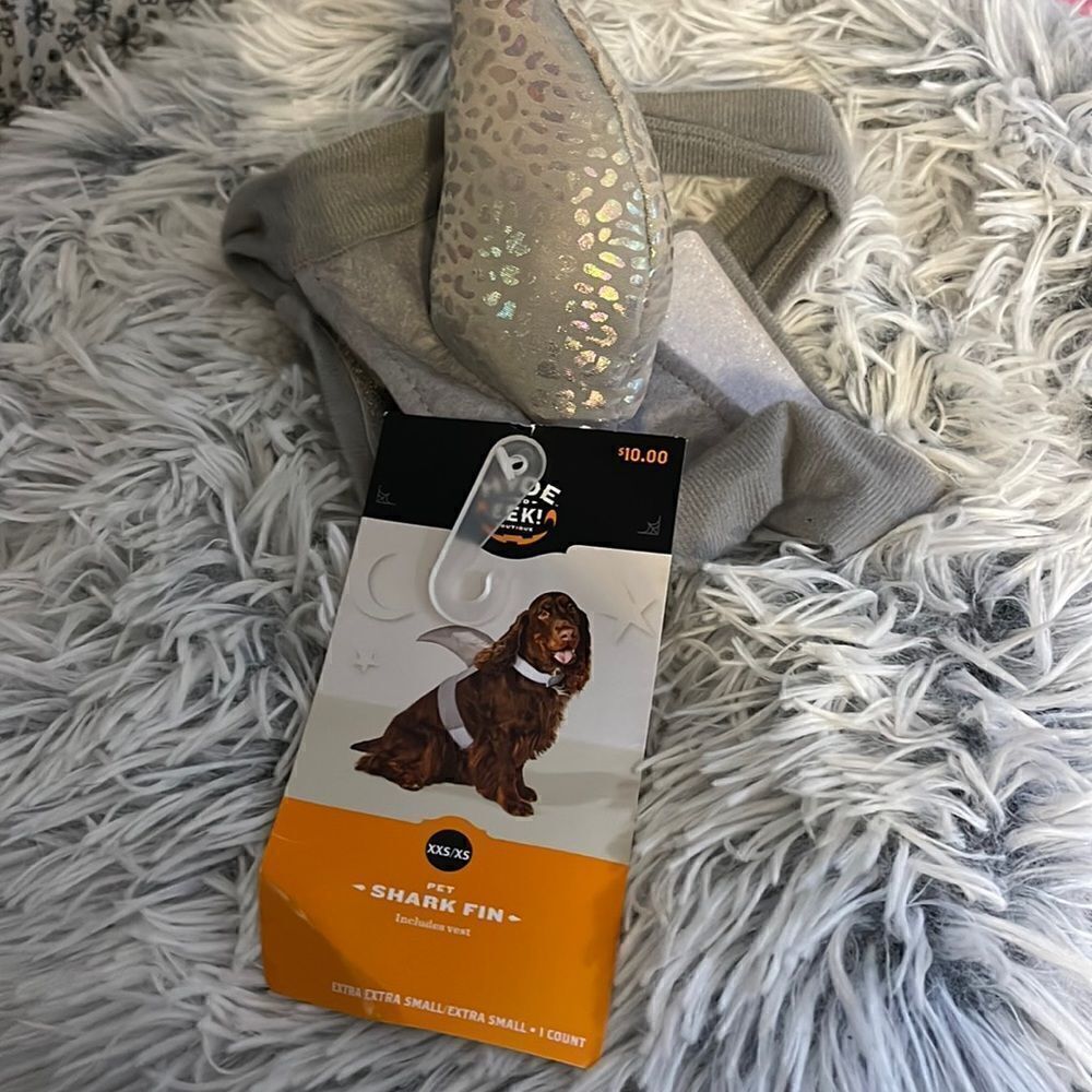 Xxs shark fin cat/dog harness /cosplay costume